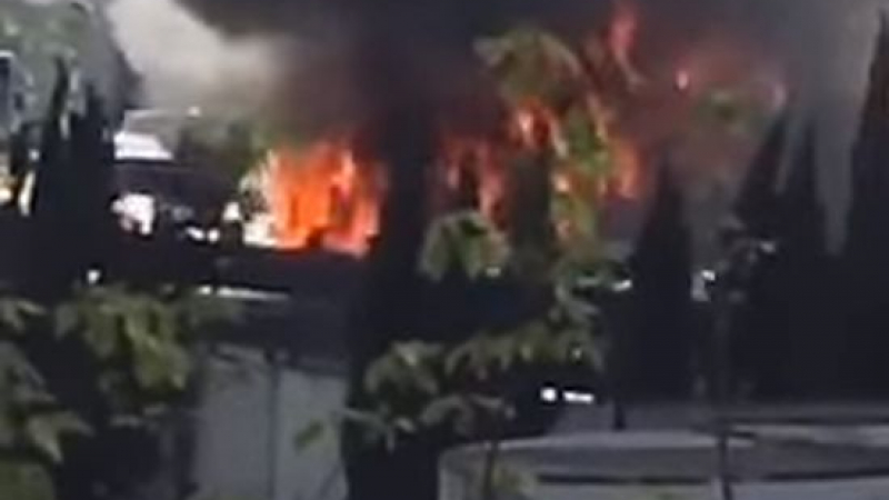 Стана ясно защо се е взривил автобусът в Истанбул (ВИДЕО)


