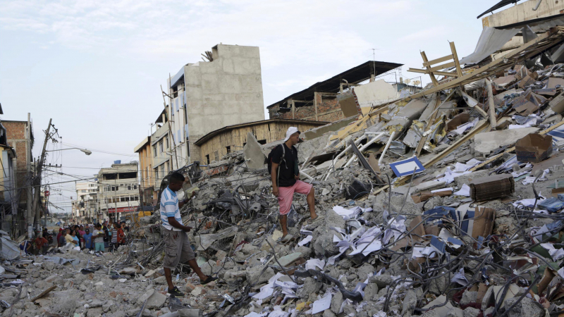 Възстановяването на Еквадор след земетресението ще струва милиарди