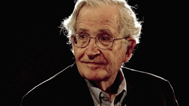 Ноам Чомски посочи двете най-големи заплахи за човечеството