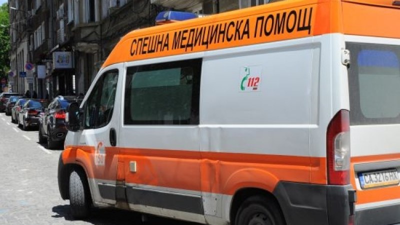 Сигнал до БЛИЦ: Кола отнесе дете в София