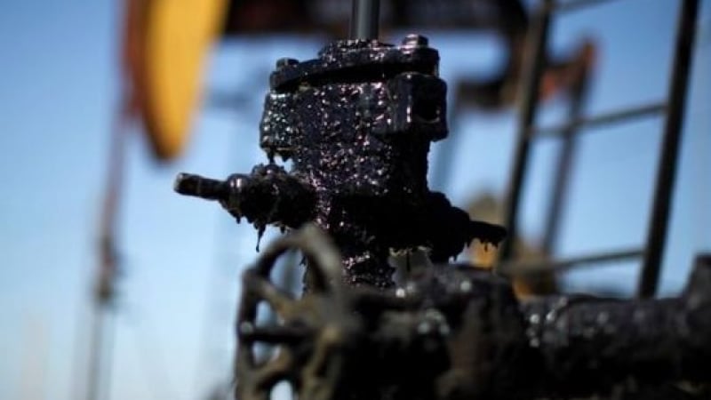 Русия запазва лидерството си по добив на петрол през януари