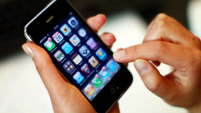 Американски учени доказаха: Мобилните телефони докарват рак
