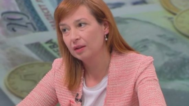 Зорница Русинова: Социалният министър не прави социалистическа политика 