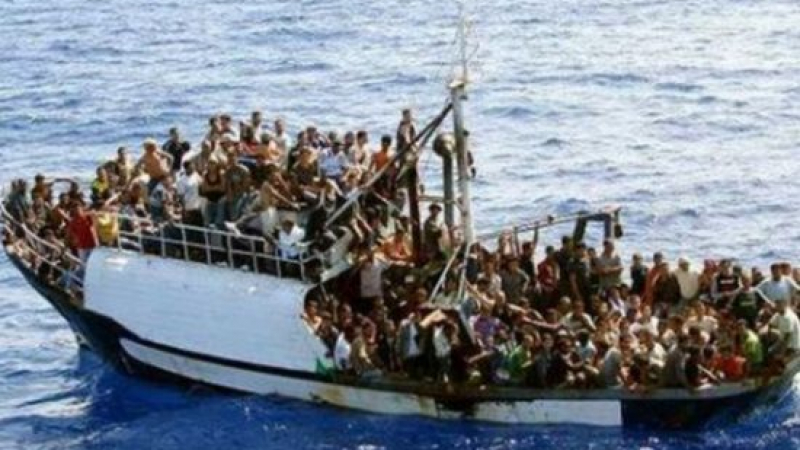 Трагедия навръх празника! Средиземно море погълна още 15 мигранти 