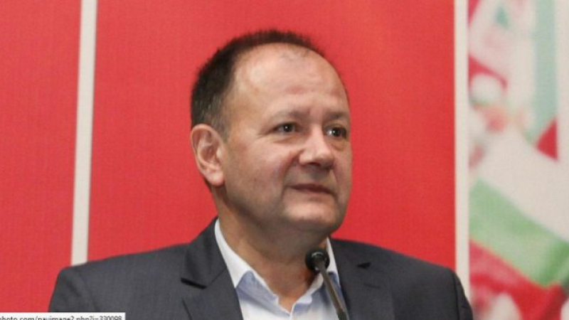 Миков се обяви за предсрочни избори 