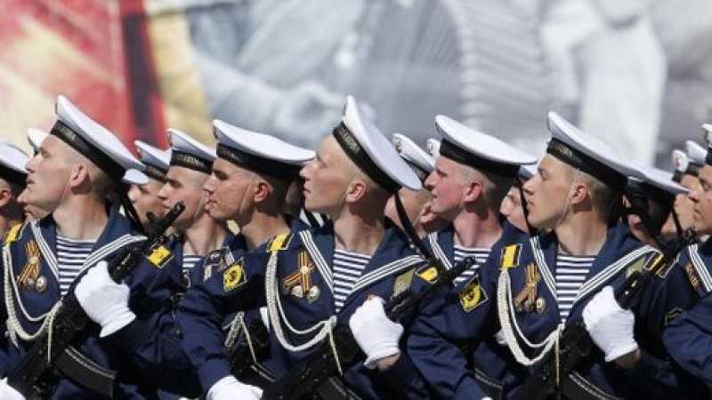 „Фигаро”: Какво цели Москва с мащабния парад за 9 май