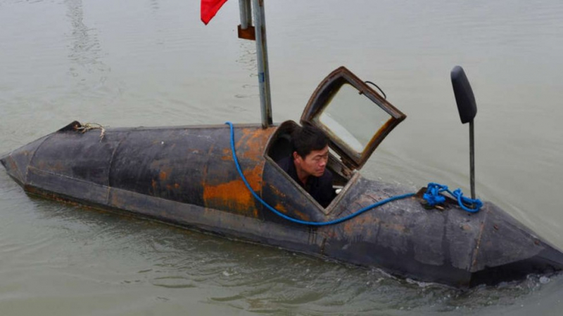 Фермер си построи подводница за два месеца (ВИДЕО)