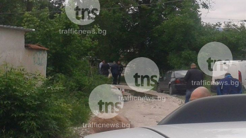 Двойно убийство потресе Пловдив! Откриха родителите на полицай, обляни с кръв (СНИМКИ)