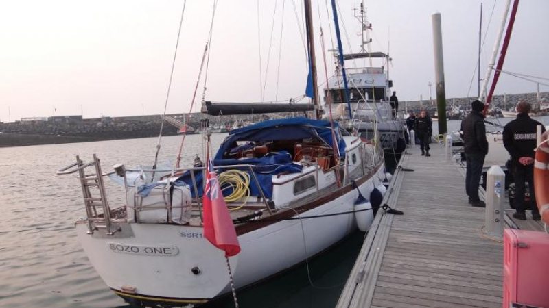 Изобретателни: Във Франция задържали украинци, превозващи с яхта свои сънародници във Великобритания