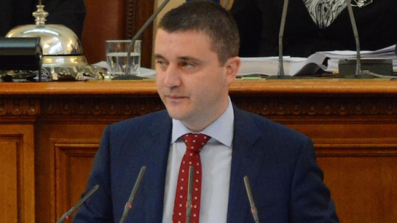 Скандал! Горанов обвини БСП в подмяна на истината в твърденията за нов заем