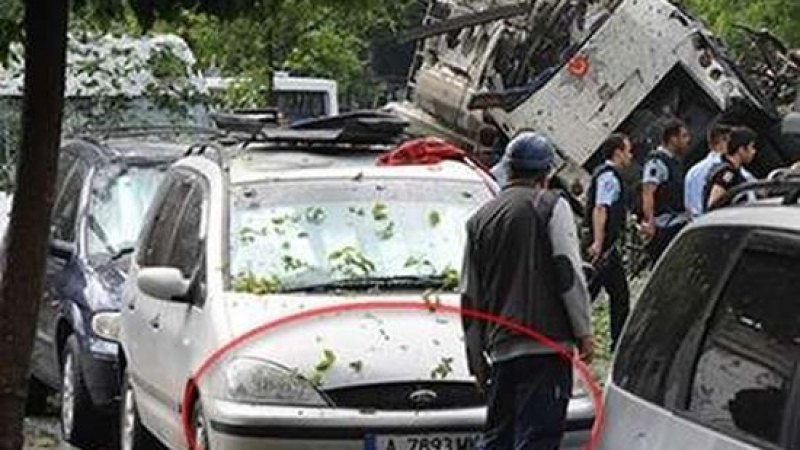 Бургаски Форд на метри от кървавия атентат в Истанбул! Разтърсващи ВИДЕО и СНИМКА от епицентъра на нападението