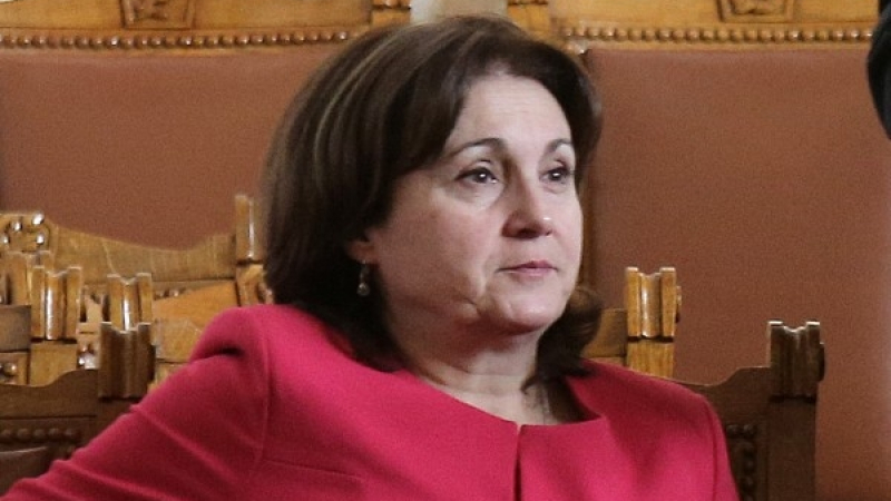 Викат Бъчварова в парламента заради „гангстерската война, открила новия туристически сезон”