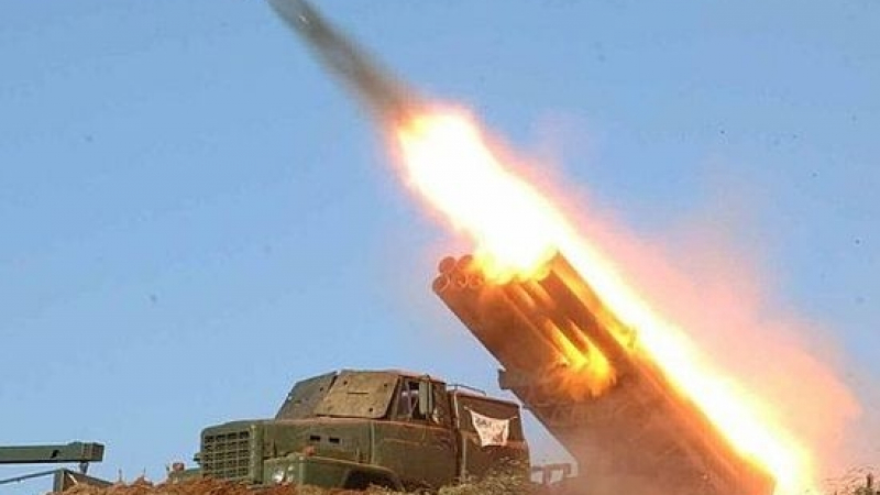 Корейска медия разкри шокиращо: Изстреляната ракета на Пхенян може да достигне САЩ със средна по размер ядрена бойна глава