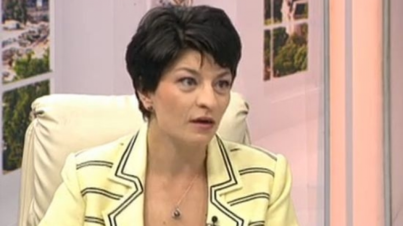 Десислава Атанасова: Атаката на БСП срещу управлението на ГЕРБ е "твърде нескопосана"