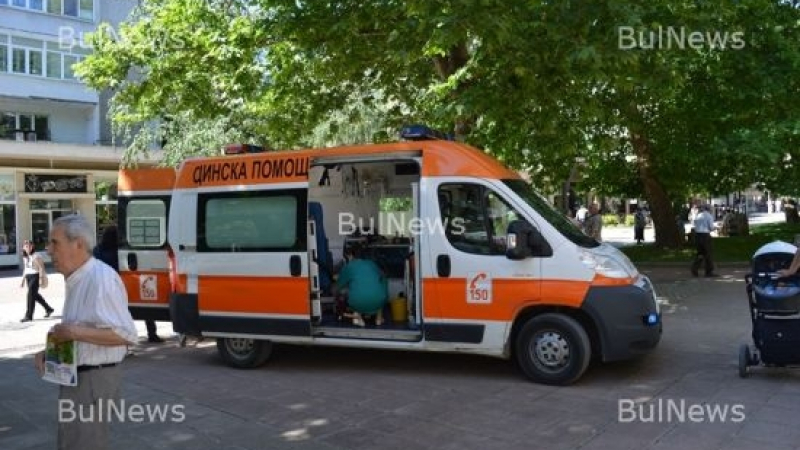 Нещо става! Линейка хвърчи по Пробива във Враца (СНИМКИ)