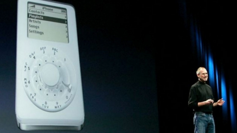 Apple патентова шегата на Стив Джобс преди презентацията на първия iPhone (ВИДЕО)