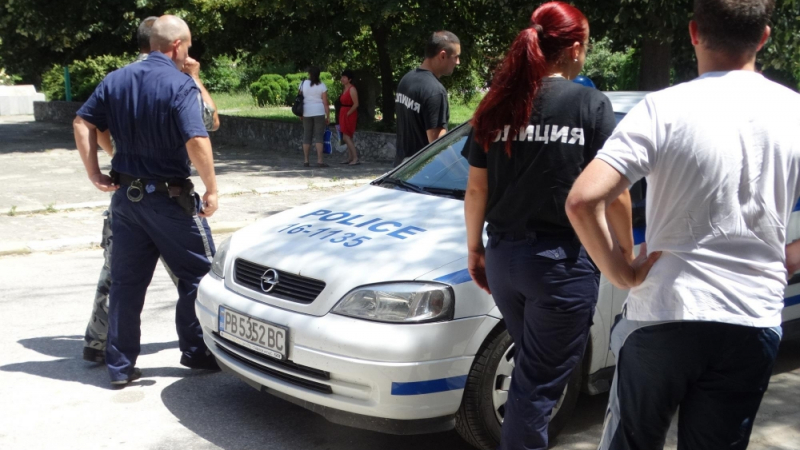 Мистерията се заплита: Майката на изчезналото дете в село Богдан побърка полицията! (СНИМКИ)