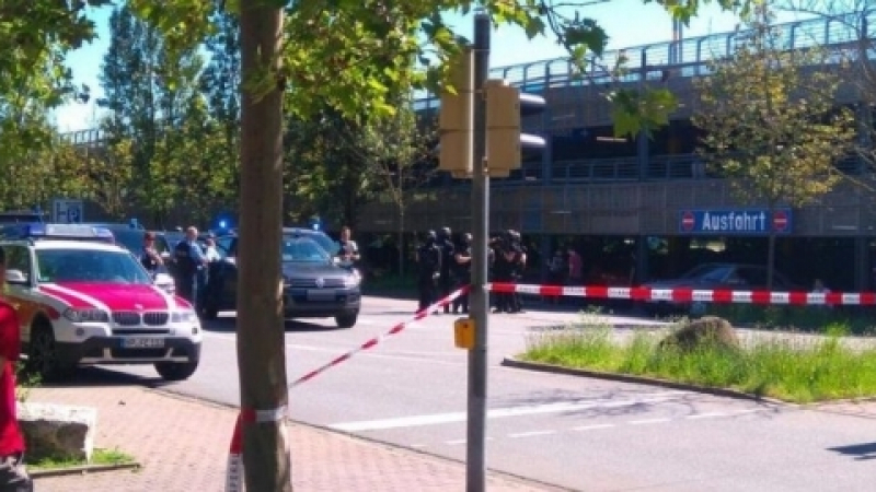 Паниката край германското кино продължава: Сапьори проверяват за експлозиви!