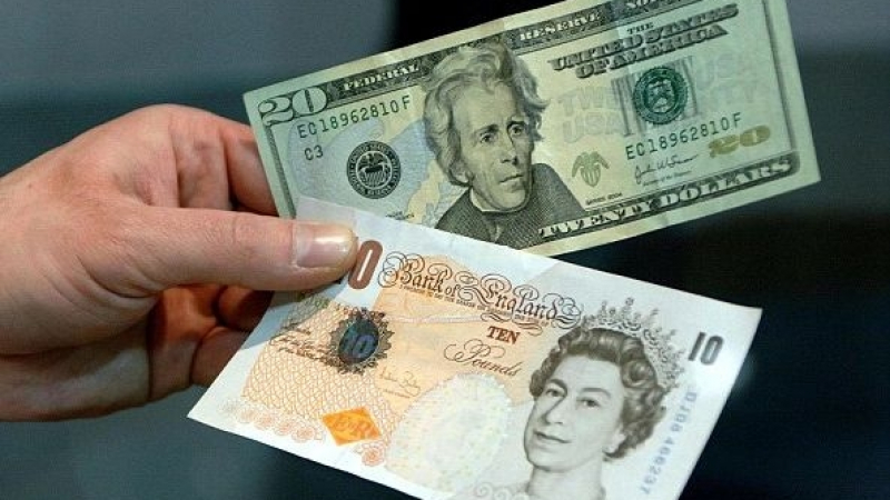 Почна се: Отказаха на англичанин да му обменят валута във Варна
