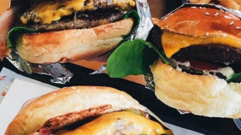 Диетолози изброиха полезните хамбургери, които може да хапвате