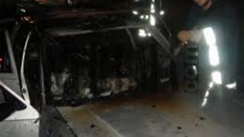 Кошмарна нощ в Сандански, горя кола на човек на Ембака