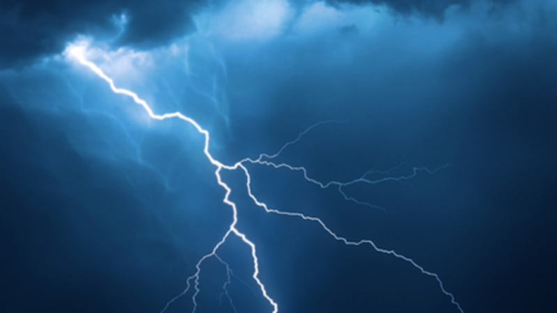 Синоптикът Петър Янков бие тревога: Идват бури с гръмотевици и градушки КАРТИ
