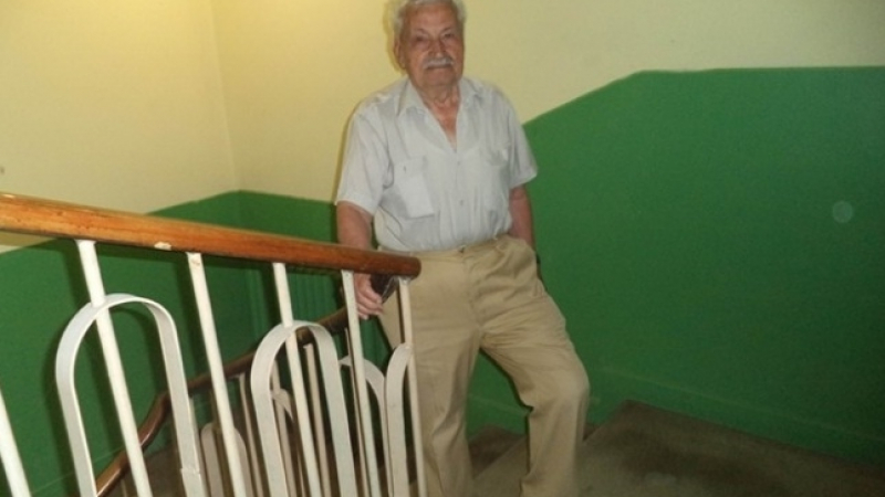 102-годишният Александър Николов от Пловдив разкри тайната на дълголетието