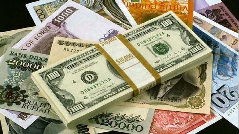 Руски банкер посъветва в каква валута да спестяваме