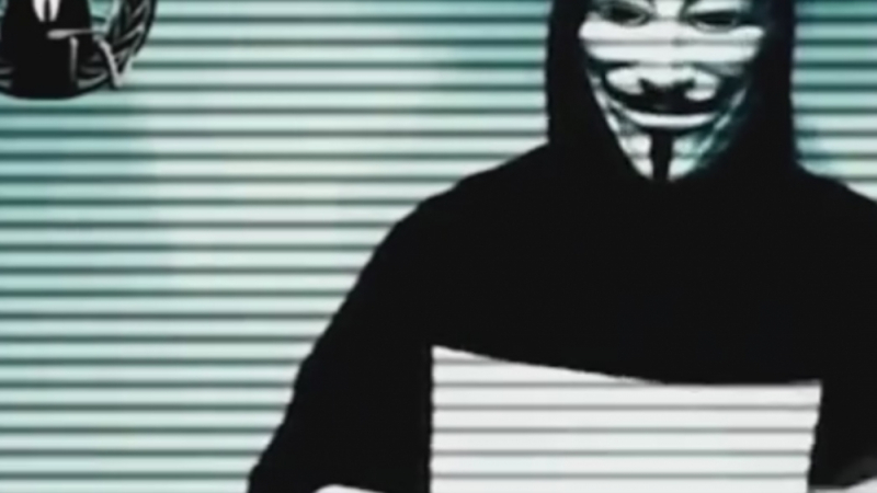 "Анонимните" заплашиха с "тотална мобилизация" след Ница (ВИДЕО)