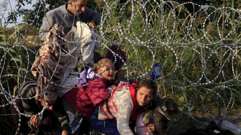 И Македония изпраща допълнително военни и полиция по браздата срещу мигрантите