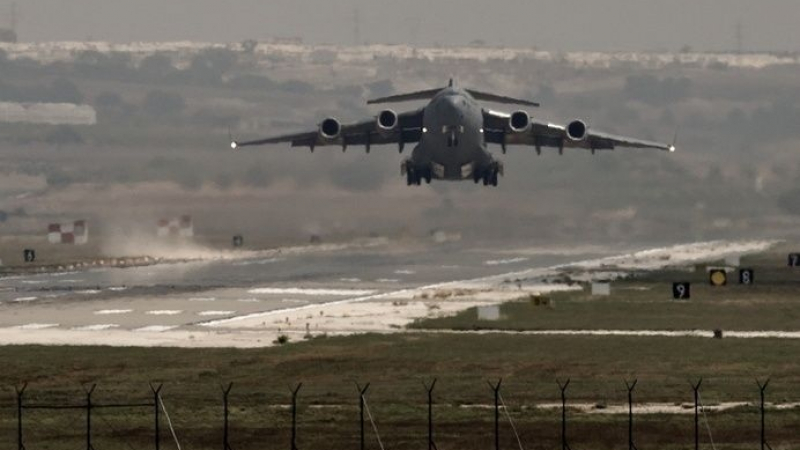 Турция отваря отново военна база "Инджирлик"
