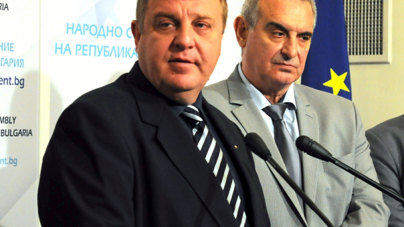 Каракачанов с ексклузивен коментар за трагедията в Черно море! Министърът пусна сърцераздирателен пост (СНИМКА)