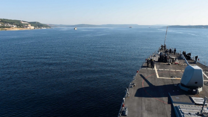 Ракетен разрушител на САЩ влезе в Черно море   