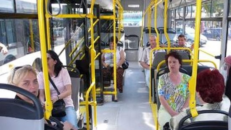 Невиждано зрелище в градския транспорт в Бургас! Брокер сътвори тотален цирк
