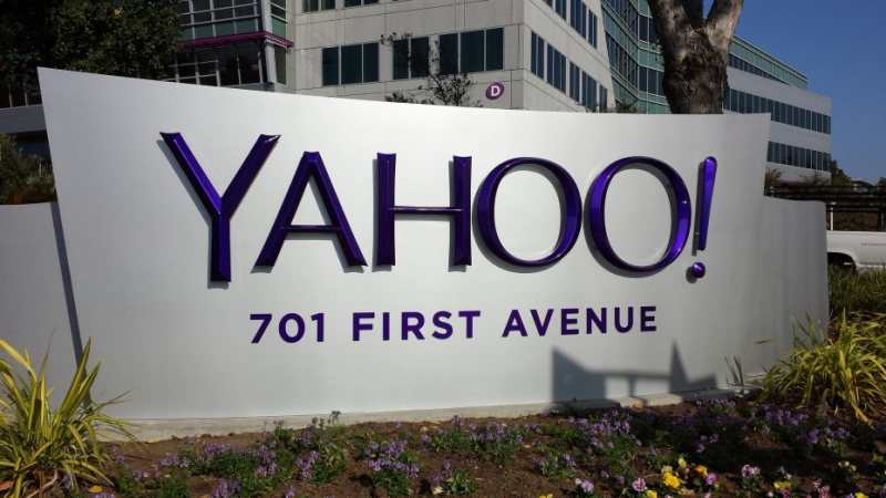 Компания купува Yahoo за 4,8 млрд. долара