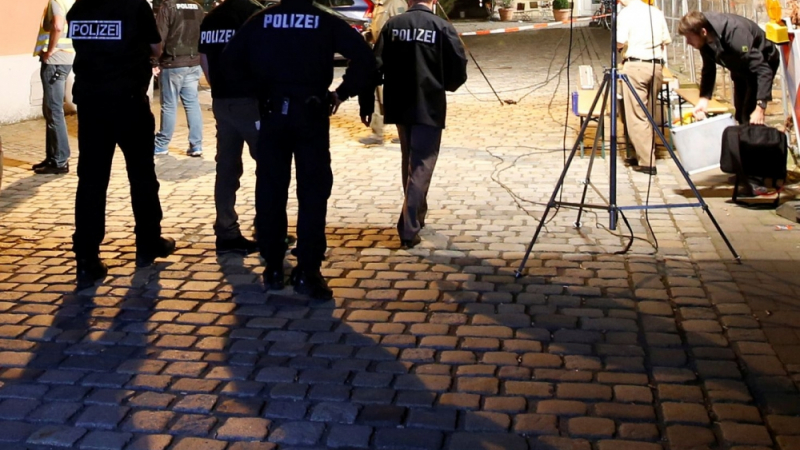 Арестуваха 17 поляци, германци и чеченци в разработена схема за трафик на бежанци