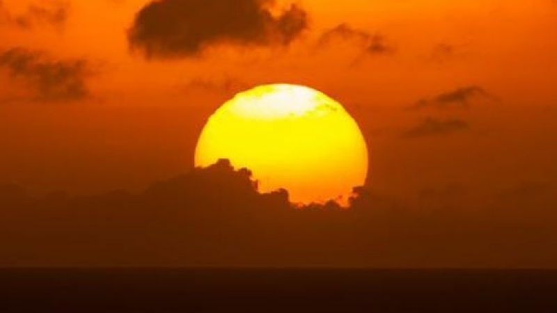 Включиха най-голямото изкуствено слънце на Земята (ВИДЕО)
