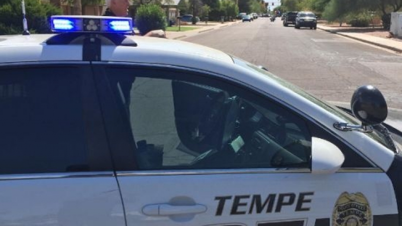Мъж се барикадира в дом за възрастни хора в Аризона, полицаи го застреляха  