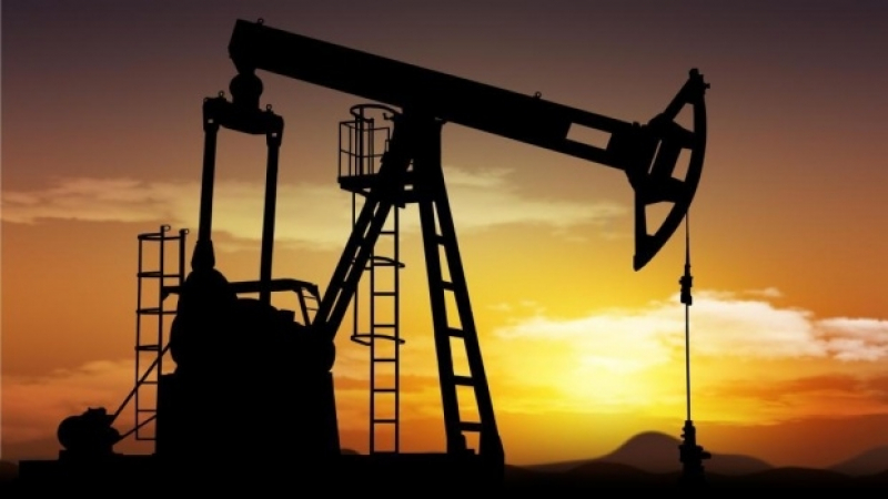 Обрат: Цената на петрола се срива към 40 долара за барел
