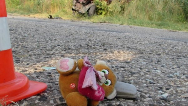 Вижте ужасяващи СНИМКИ след зверската катастрофа край Русе, дъщерята на загиналия е в шок (ВИДЕО)