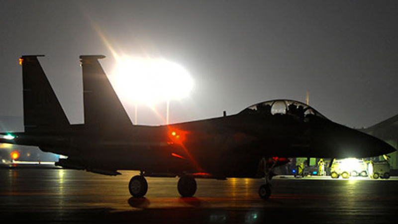 Washington Post: Авиацията на САЩ изостави сирийската опозиция в бой с терористите на ИД  
