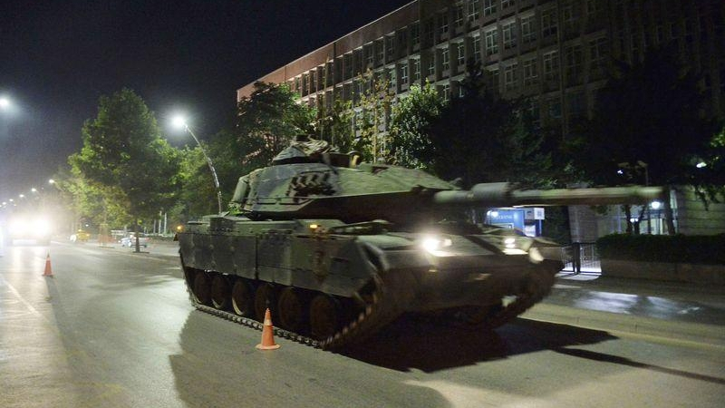 Престрелка в Турция! Арестуваха командоси, нападнали хотела на Ердоган по време на опита за преврат
