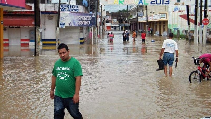 Над 44 хиляди без ток в Мексико заради буря