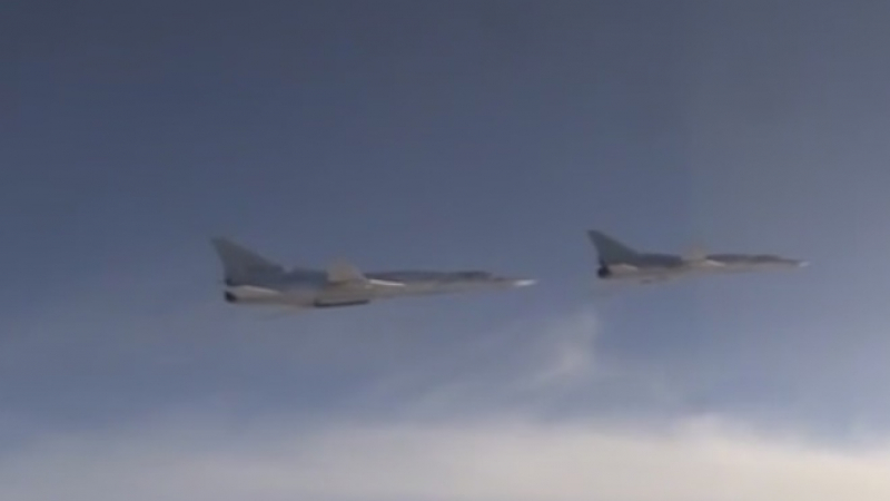 Офанзива: Шест бомбардировача Ту-22М3 излетяха от Русия и попиляха ИД край Палмира
