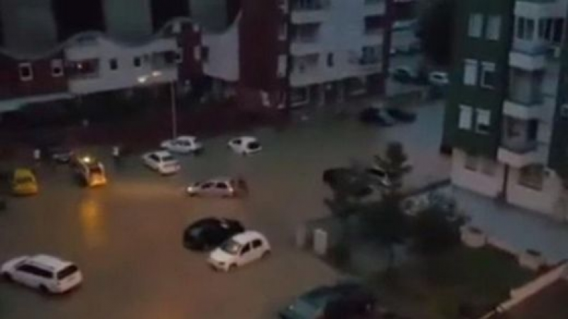 Трима или четирима души все още са в неизвестност след потопа в Скопие