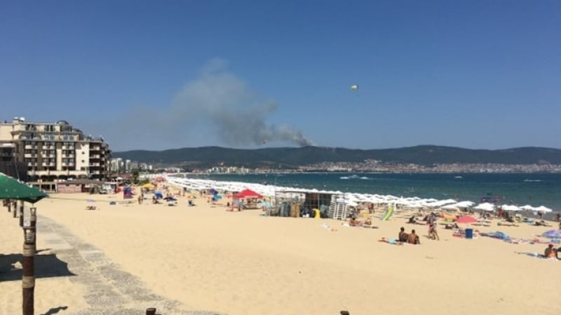 Ужас: Огненият ад над Свети Влас се разраства, поглъща...