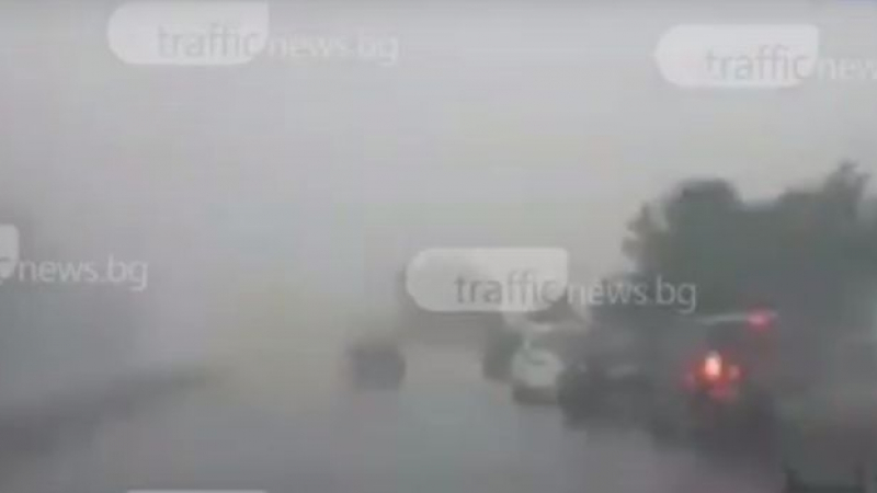 На магистрала „Тракия” е страшно! Ледени късове и вода като изведро блокираха движението (ВИДЕО)