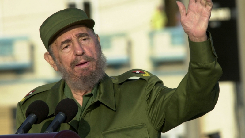 Куба отбелязва 90-годишния юбилей на Фидел Кастро