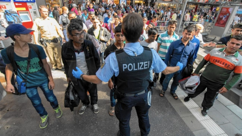 Германци с уникална идея за бежанците: Да ги пратим на острови (ВИДЕО)