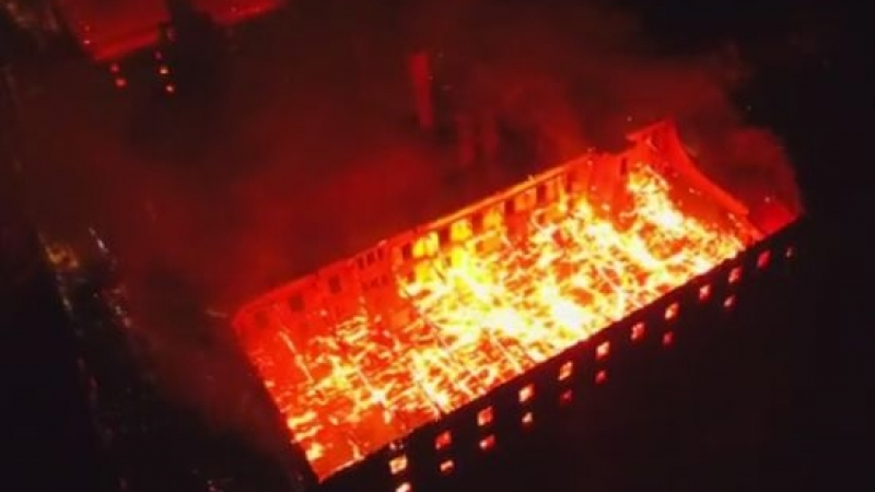 Уникални кадри от дрон! Вижте как изгоряха тютюневите складове в Пловдив (ВИДЕО)